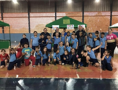 Escola José de Alencar realiza a “2ª Feirinha do Empreendedorismo”